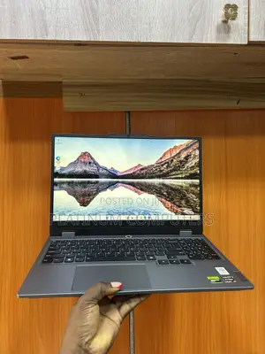 Laptop Lenovo LOQ 15ARP9 16GB AMD Ryzen 7 SSD 512GB
