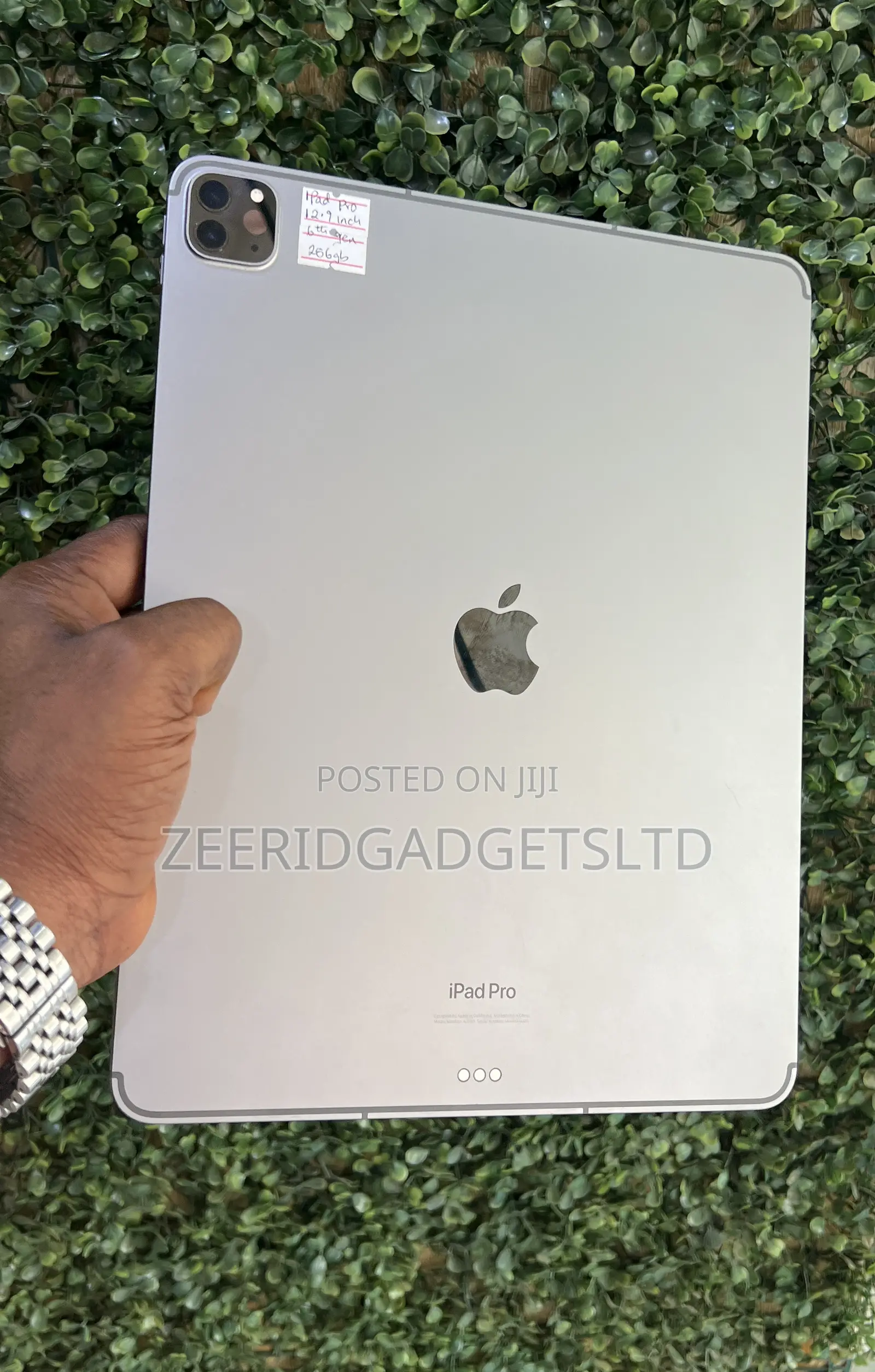 Apple iPad Pro 12.9 (2022) 256 GB