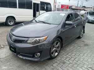 Toyota Camry 2012 Gray