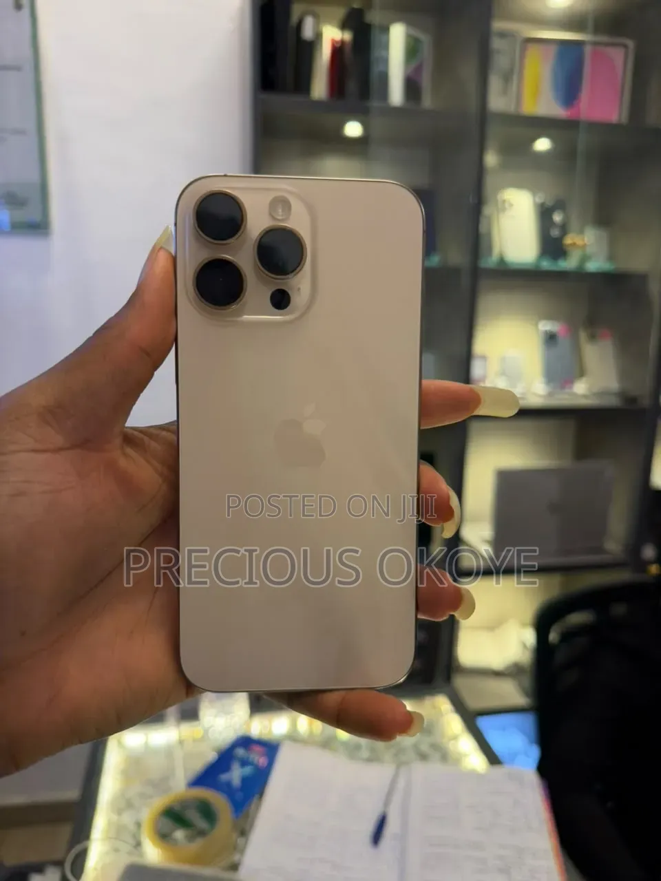 Apple iPhone 16 Pro Max 256 GB White