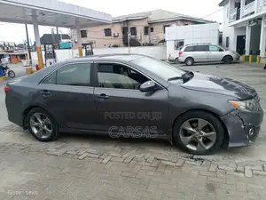 Toyota Camry 2012 Gray