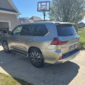 Lexus LX 570 AWD 2020 Gold