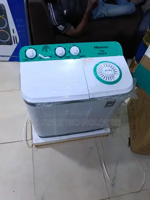 7.5KG Twin Tub Top Loading Washing Machine by Hisense
