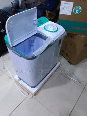 7.5KG Twin Tub Top Loading Washing Machine by Hisense