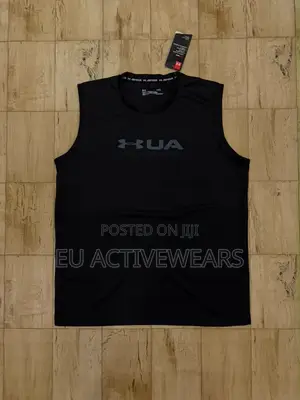 Under Armour Sleeveless Sports Top