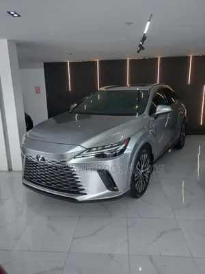 Lexus RX 2025 Silver