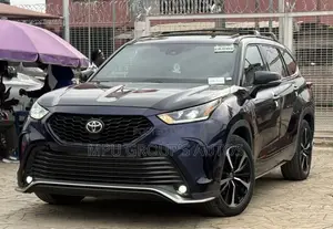 Toyota Highlander 2021 Blue