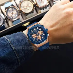 Blue Poedagar Chronograph Watch
