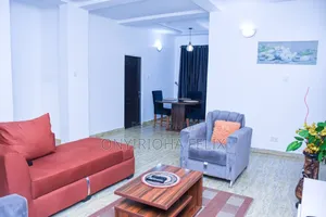 Furnished 3bdrm Block of Flats in Jahi Next Cash And for rent