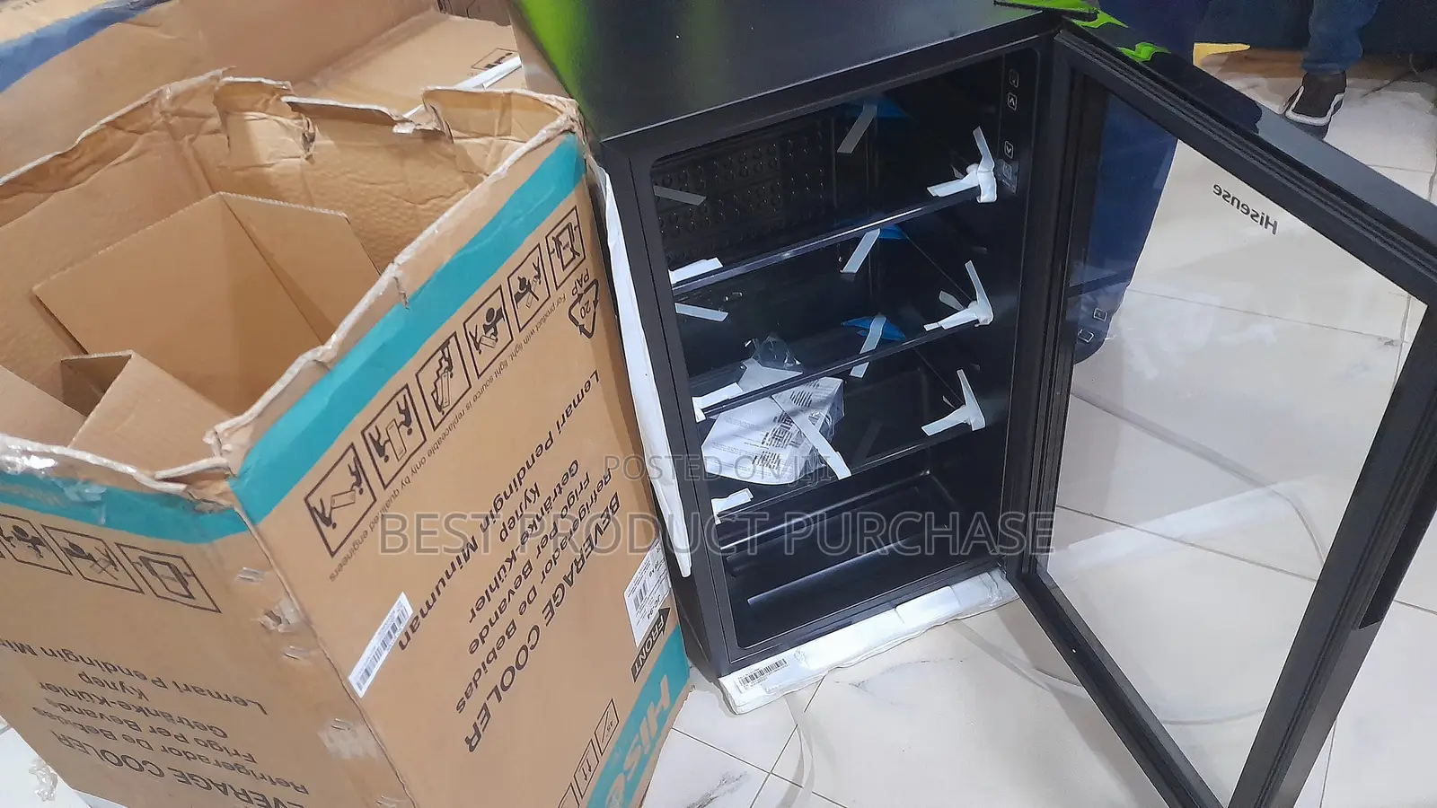 New Hisense JC-94 Beverage Cooler – Professional Display Solution