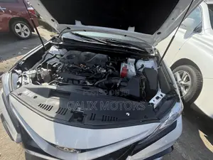Toyota Camry 2022 White
