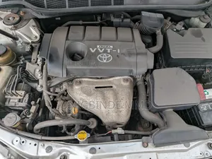 Toyota Camry 2010 Silver