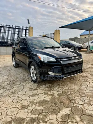 Ford Escape SE FWD 2016 Black