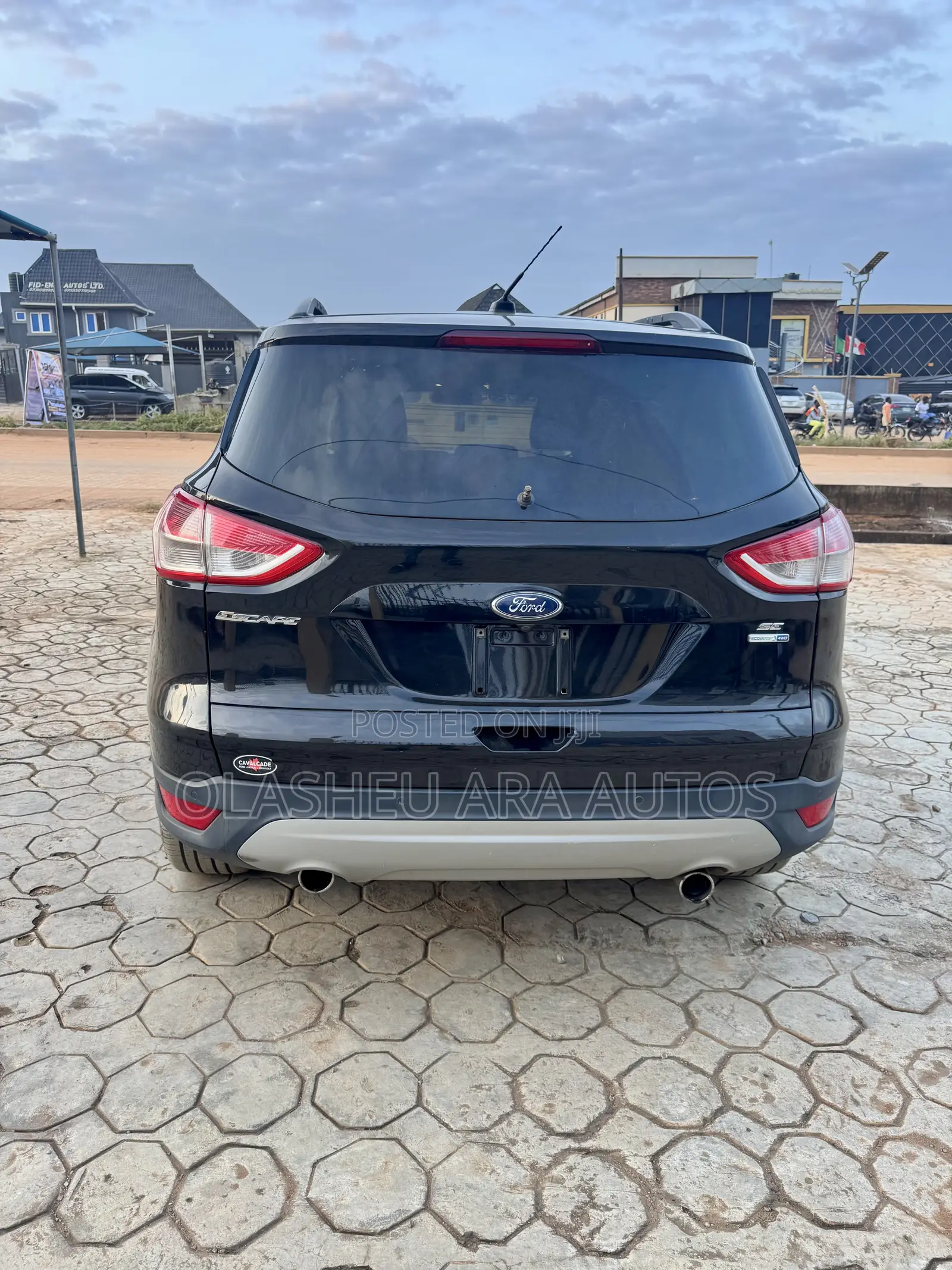 Ford Escape SE FWD 2016 Black