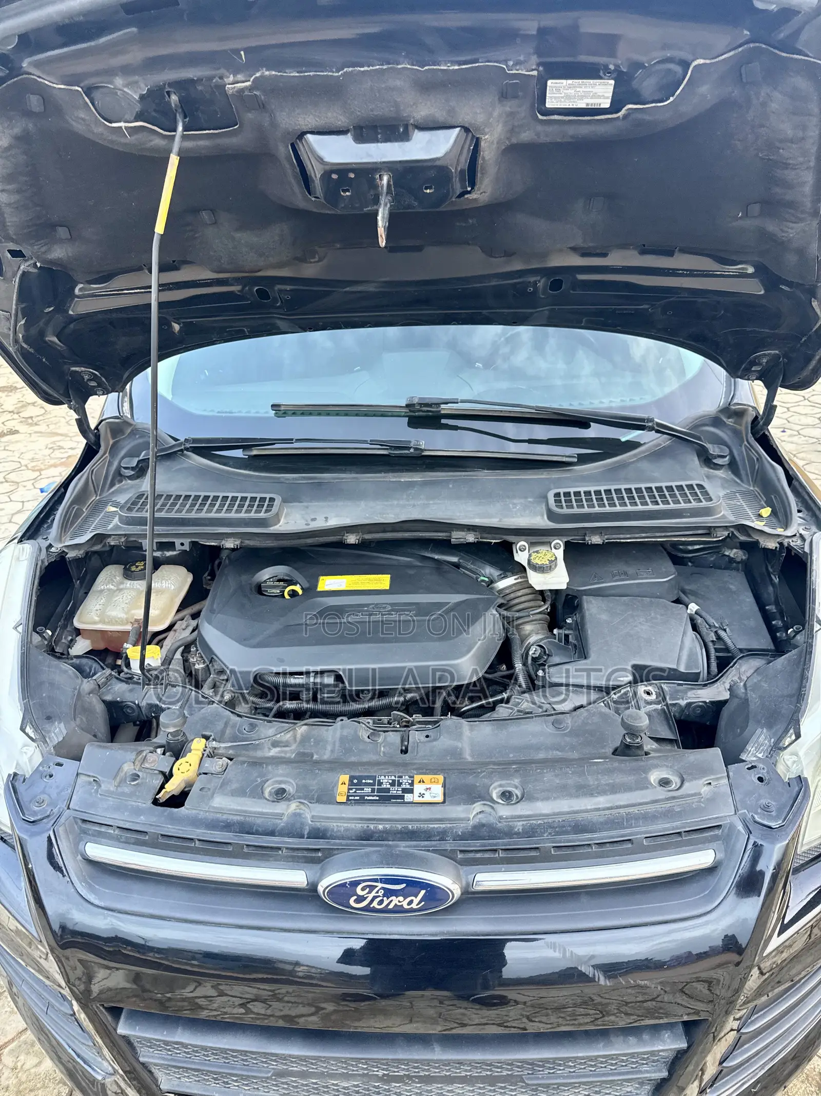 Ford Escape SE FWD 2016 Black