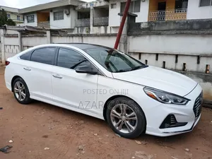 Hyundai Sonata Limited Sedan FWD (2.4L 4cyl 6A) 2017 White
