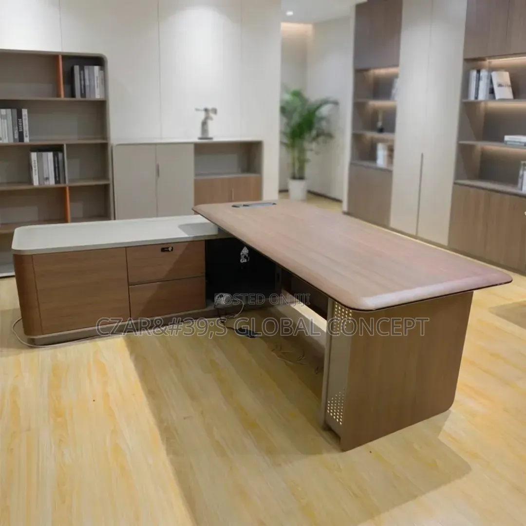 Spacious 1.8-Meter Executive Office Table