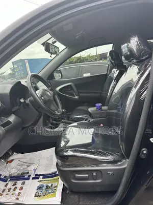 Toyota RAV4 2012 Black