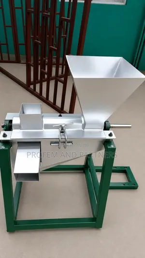 Iru Dehulling Machine