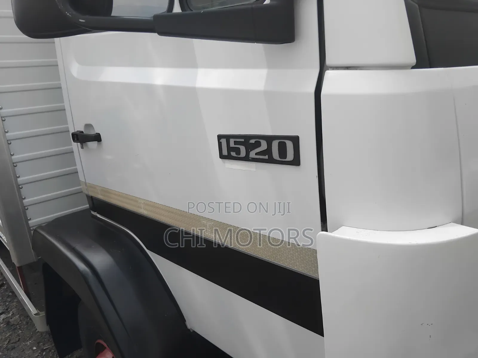 Mercedes-Benz 2007 White