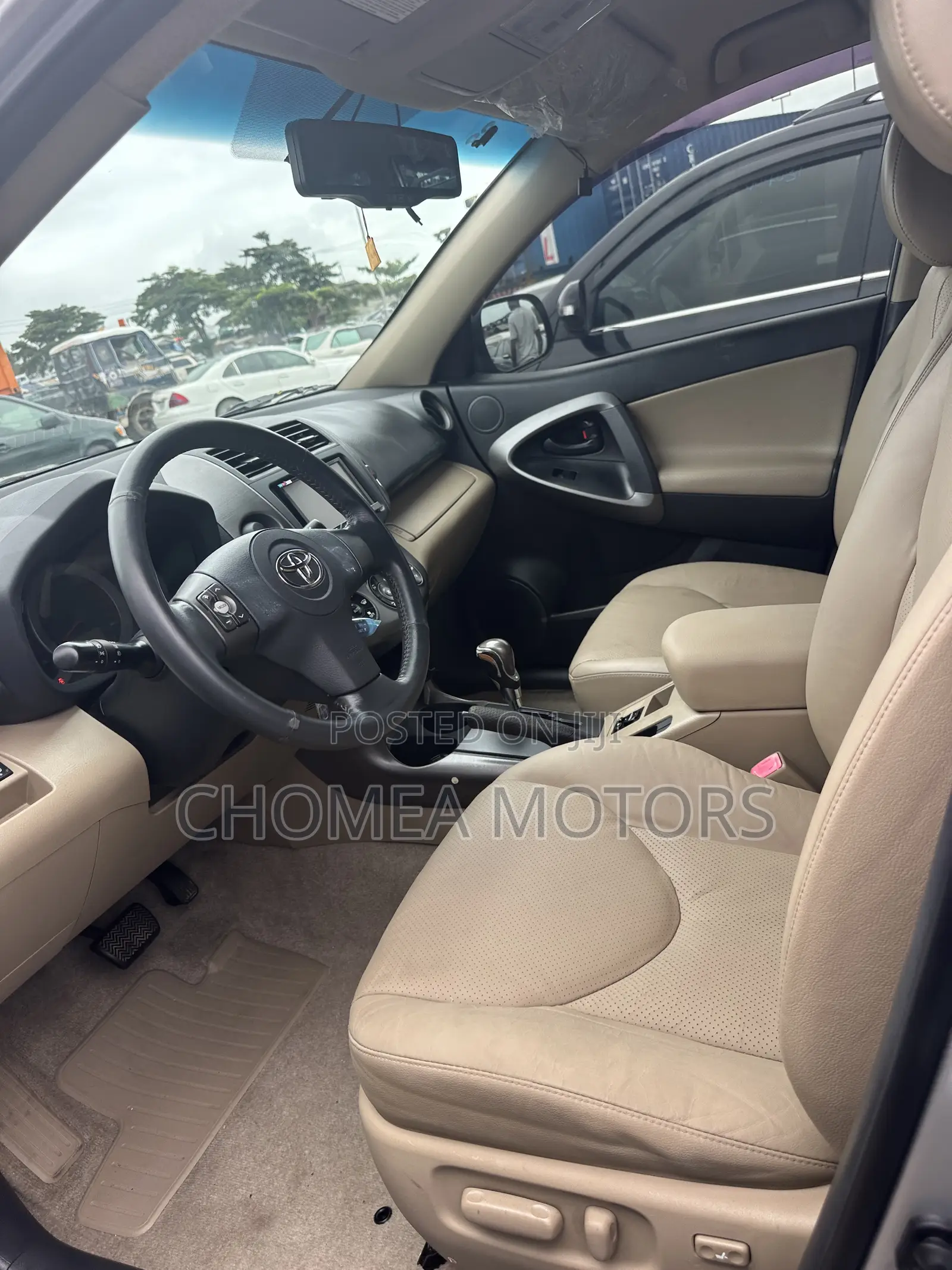 Toyota RAV4 2012 Silver
