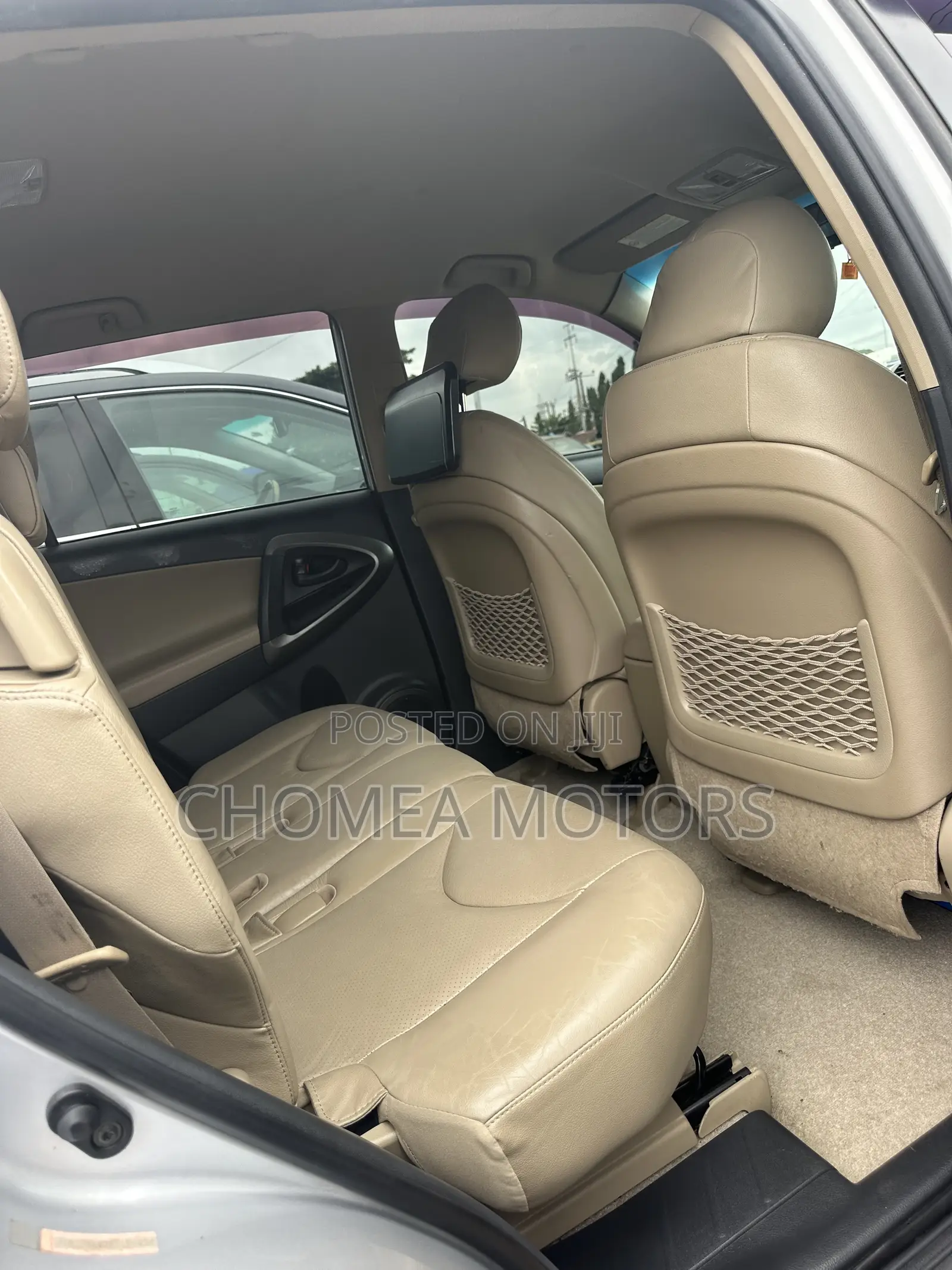 Toyota RAV4 2012 Silver