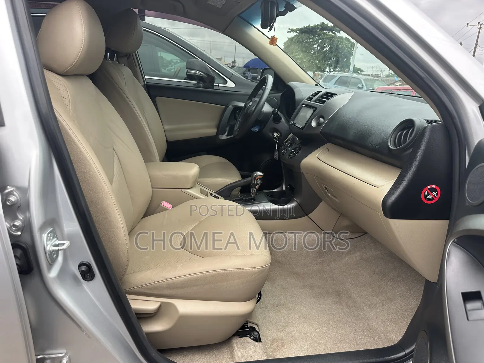 Toyota RAV4 2012 Silver