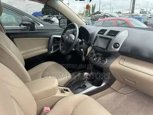 Toyota RAV4 2012 Silver