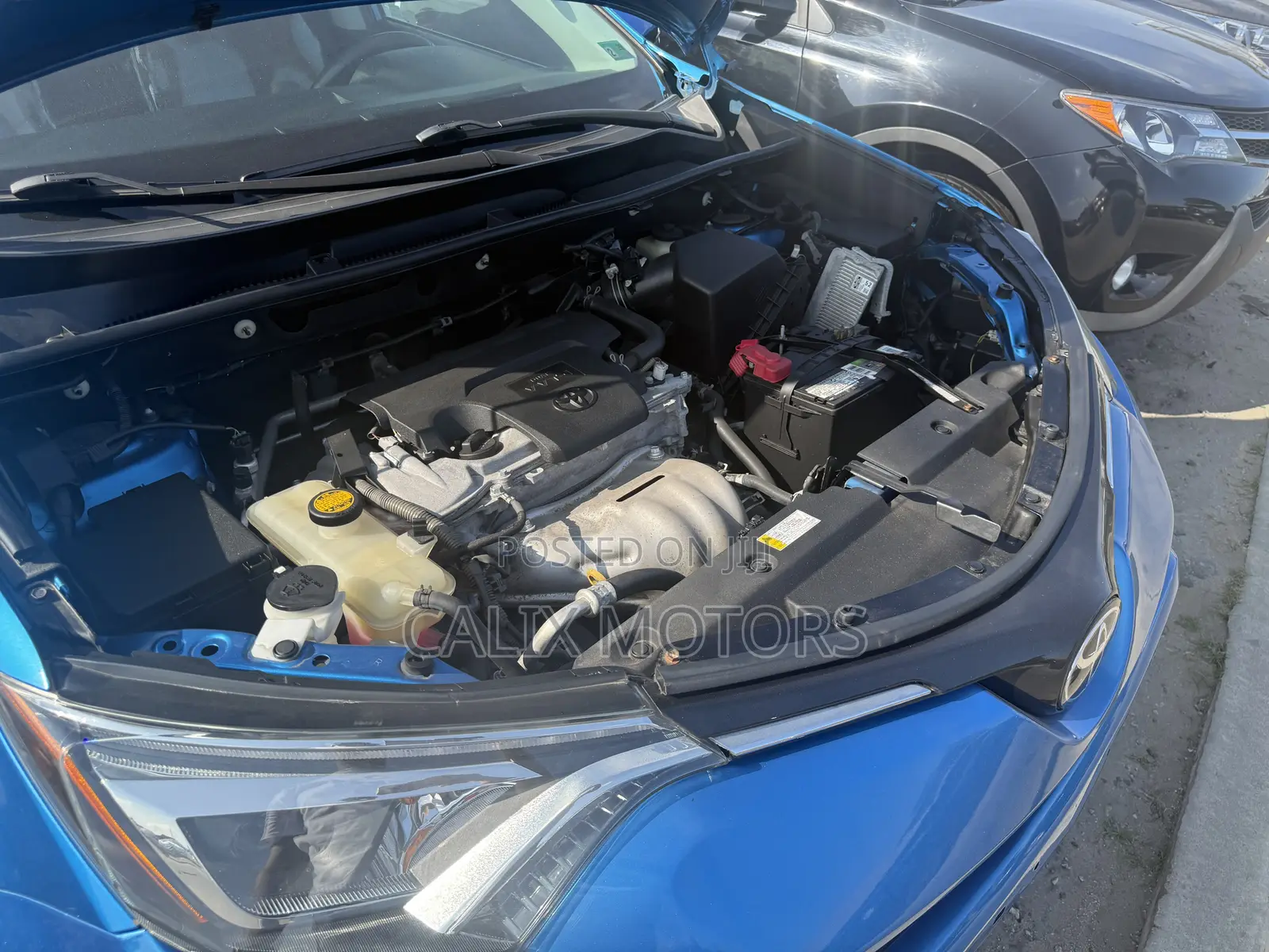 Toyota RAV4 2016 Blue