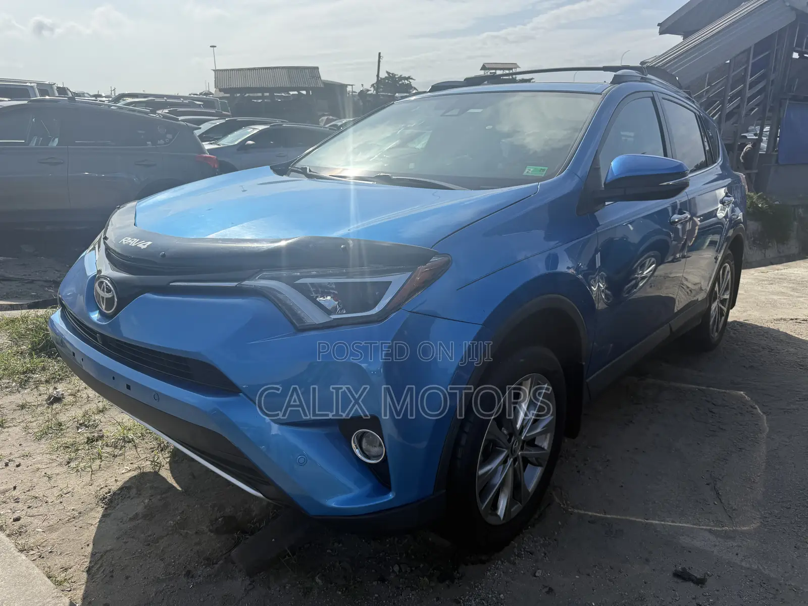 Toyota RAV4 2016 Blue