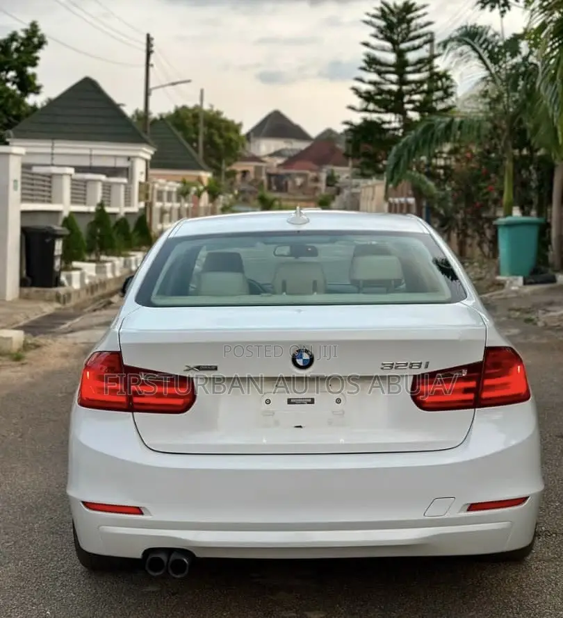 BMW 328i 2014 Silver
