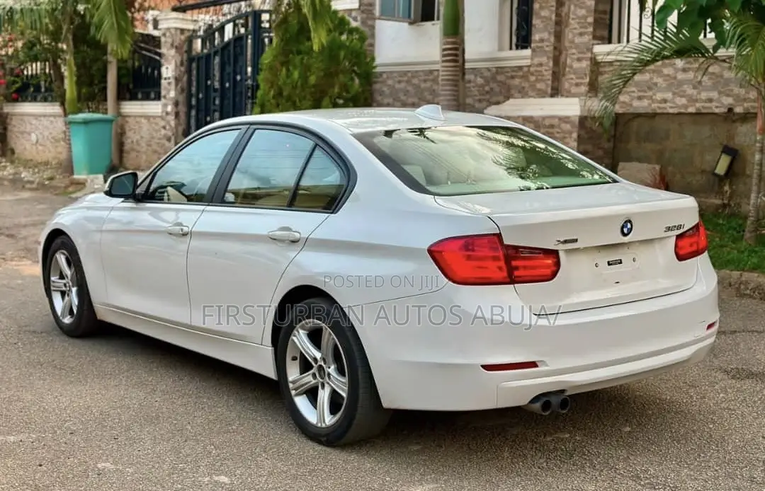 BMW 328i 2014 Silver