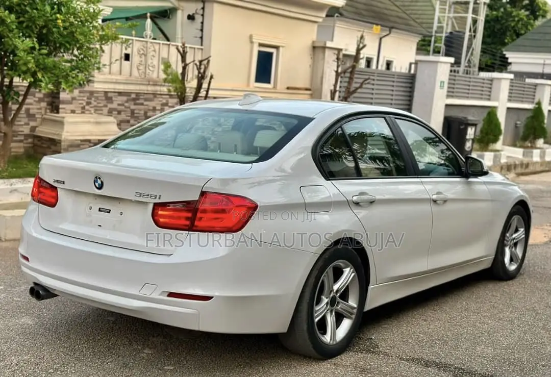 BMW 328i 2014 Silver