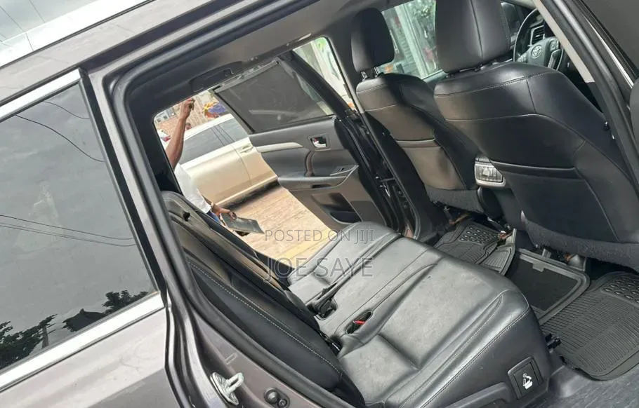 Toyota Highlander 2015 Gray