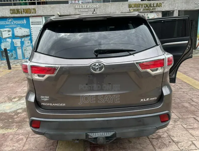 Toyota Highlander 2015 Gray