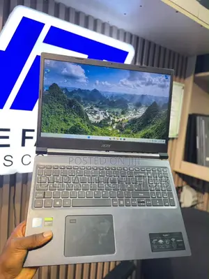 Laptop Acer Aspire 7 16GB Intel Core i7 SSD 512GB