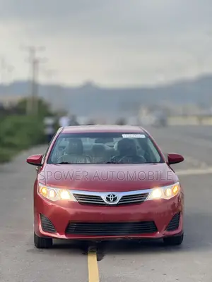 Toyota Camry 2014 Red