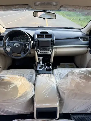 Toyota Camry 2014 Red