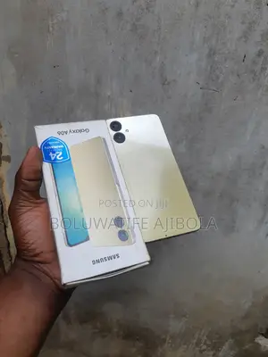 Samsung Galaxy A06 64 GB Gold