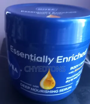 NIVEA Essentially Enriched Body Cream (13.5 Oz / 382 G)