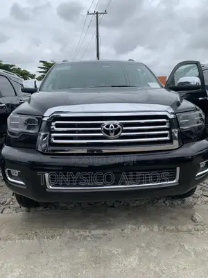 Toyota Sequoia Platinum 4dr SUV 4WD (5.7L 8cyl 6A) 2017 Black