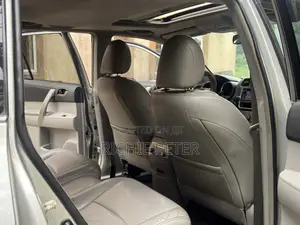 Toyota Highlander Limited 4dr SUV AWD (3.5L 6cyl 6A) 2014 White