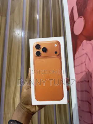New Apple iPhone 17 Pro Max 256 GB Orange