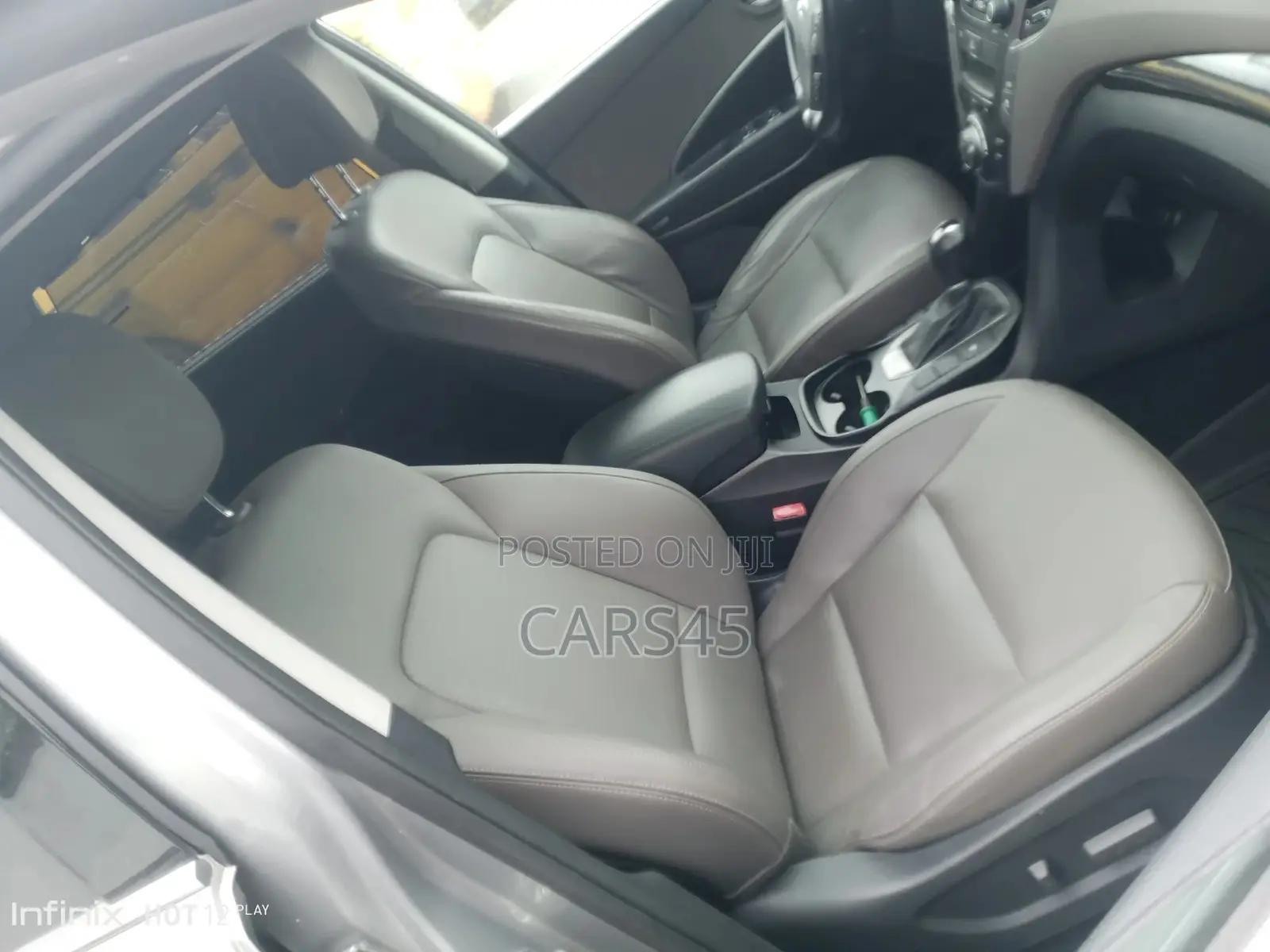 Hyundai Santa Fe 2014 Silver