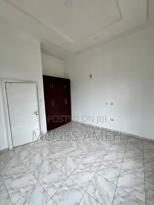 3bdrm Block of Flats in Mabushi for rent