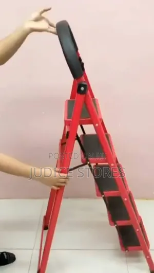 6 Step Foldable Ladder