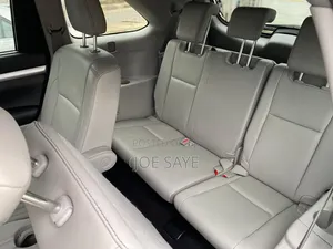 Toyota Highlander 2018 Blue