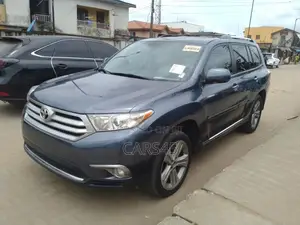 Toyota Highlander 2012 Blue