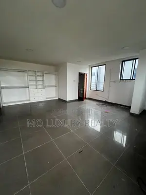 3bdrm Apartment in Lekki Phase 1 for rent