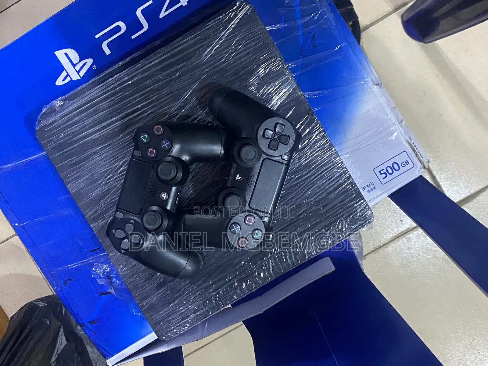 PS4 Slim Controller Console